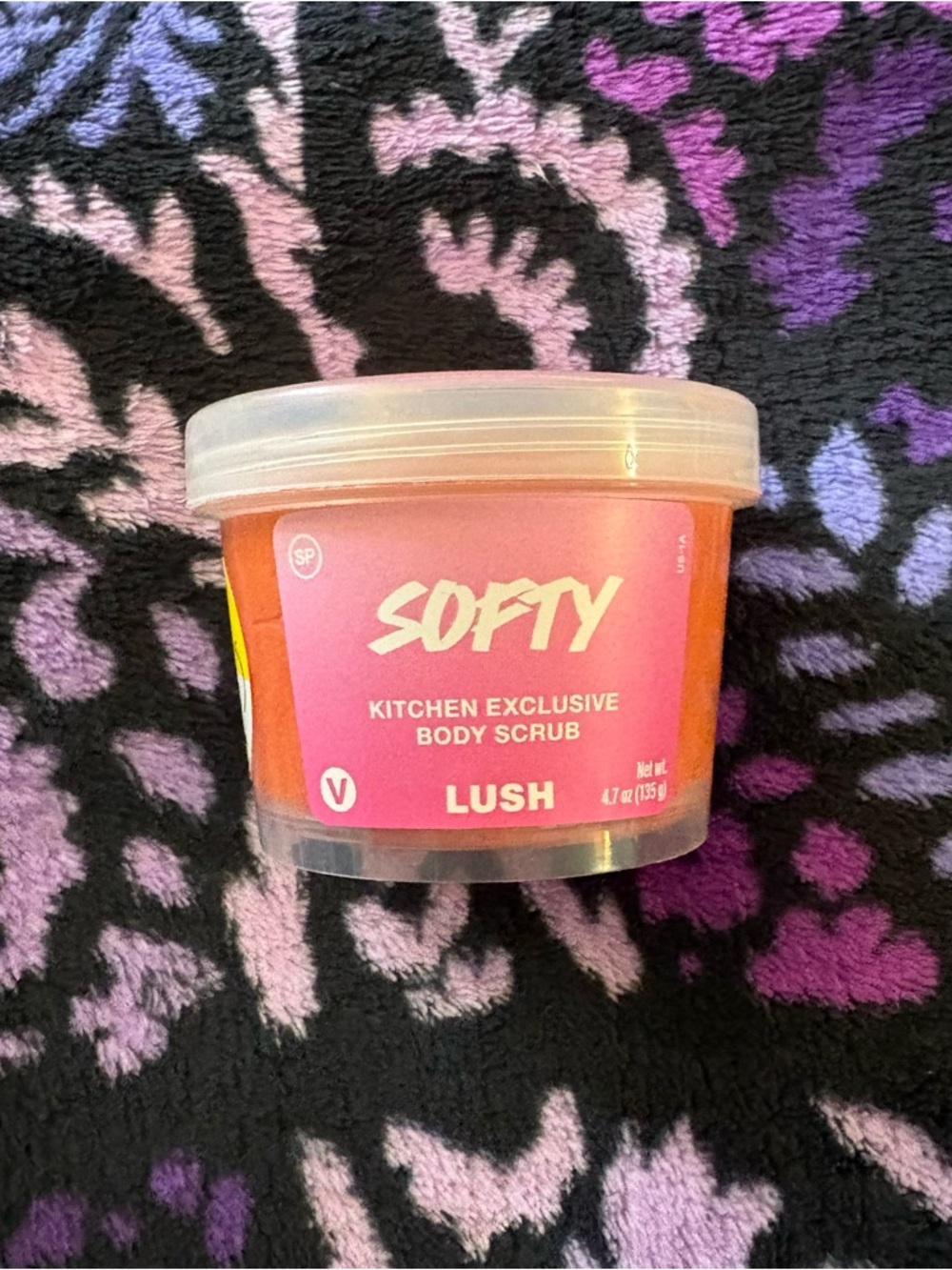 LUSH Softy Kitchen Exclusive Body Scrub - May 2026 - Picture 4 of 5